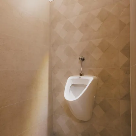 Bambi Boutique - Loftove Izby 300 M Od Centra Banskej Bystrice, Self Check-in Homestay *